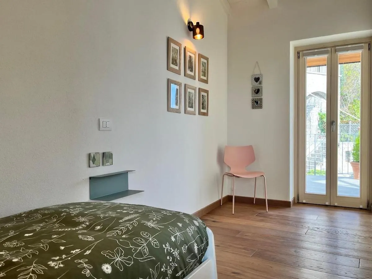 Holiday home Die Weinrose - Natura Lago Monti Montemezzo