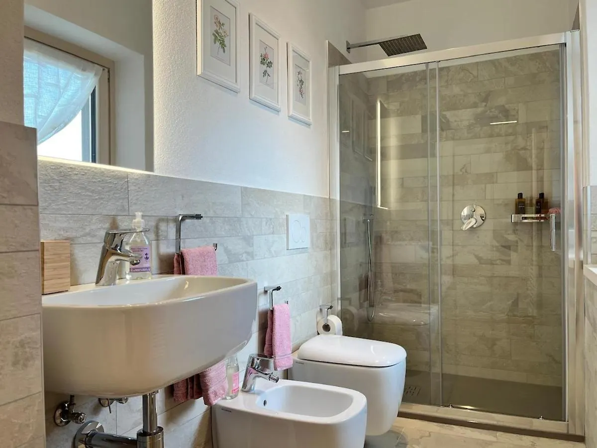 Die Weinrose - Natura Lago Monti Montemezzo Holiday home